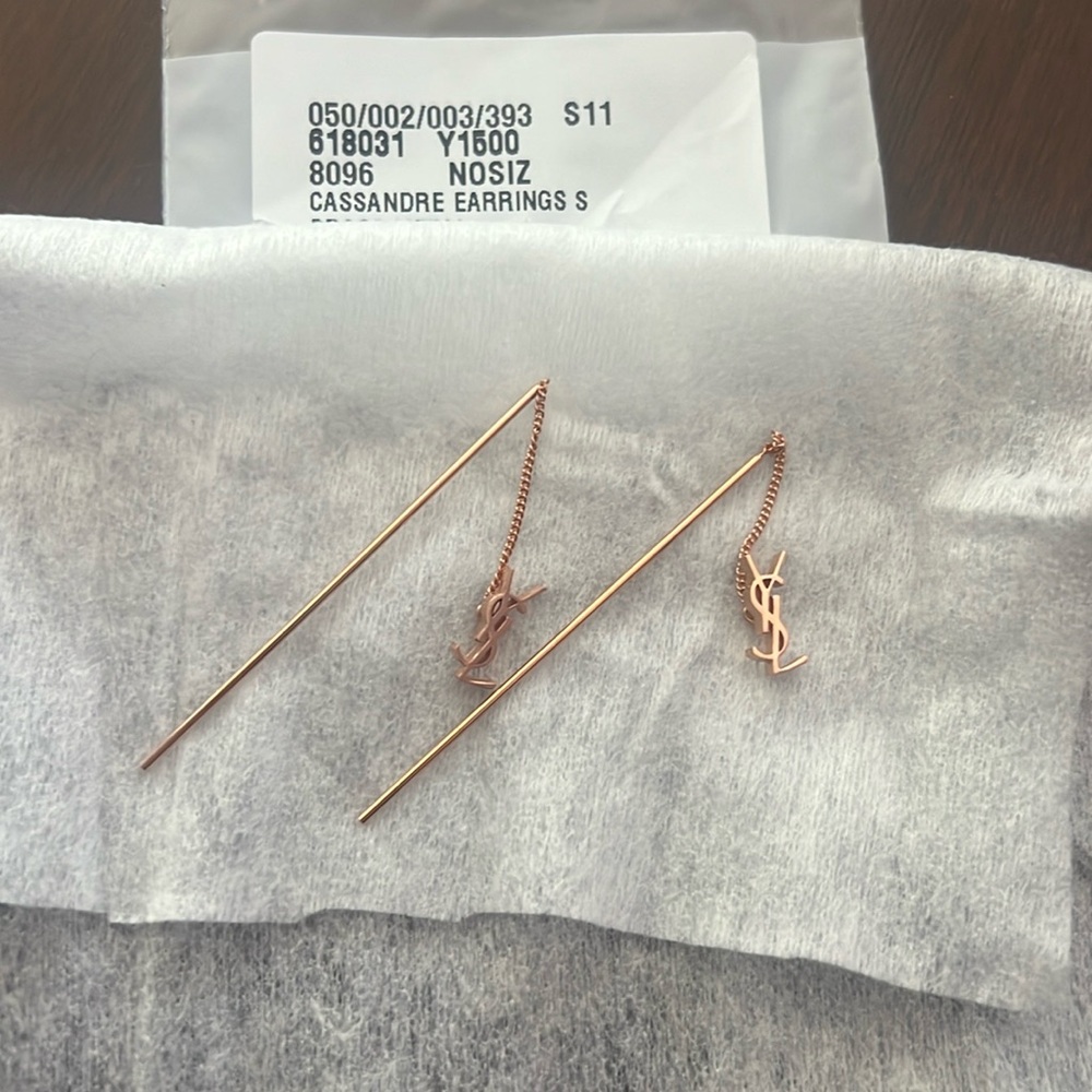 *BRAND NEW YVES SAINT LAURENT EARRINGS*ROSE GOLD*Original Packaging included*